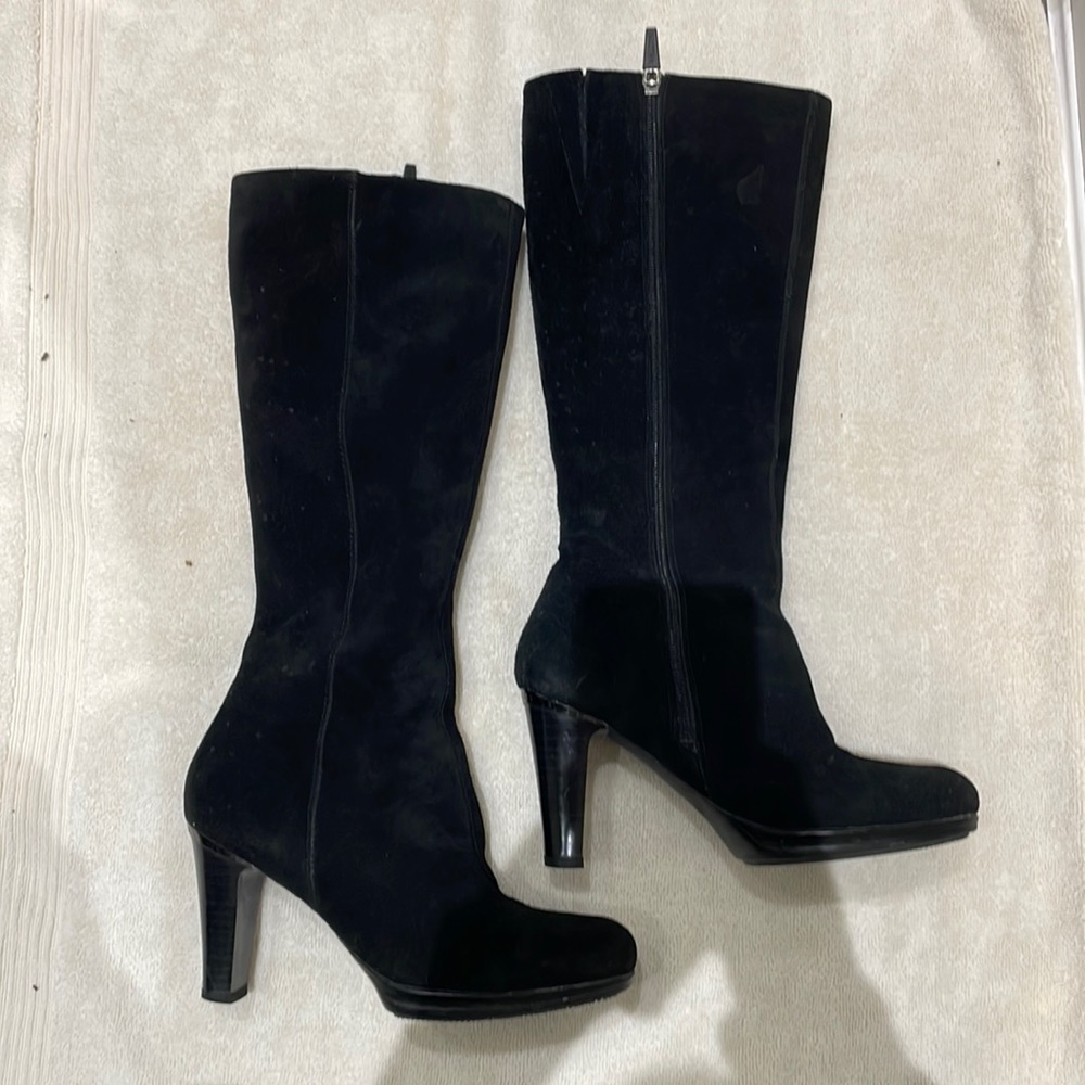 Valdini Black Suede Boots
